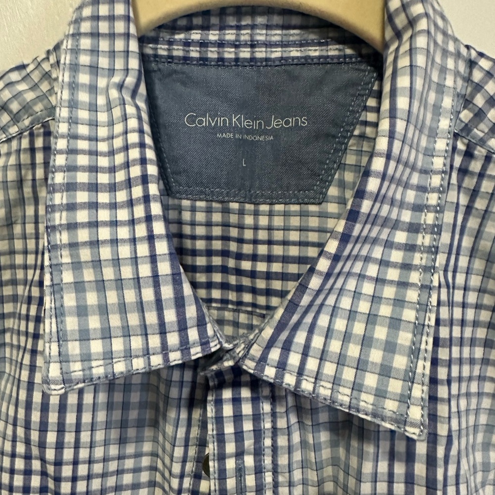 Calvin Klein Jeans Blue and White Checkered Shirt - Picture 3 of 6